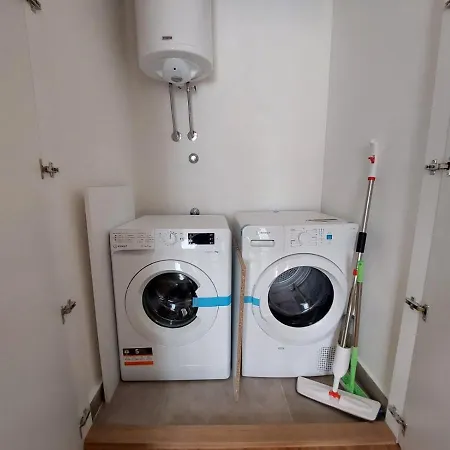 Waterfront 1409 Apartman *