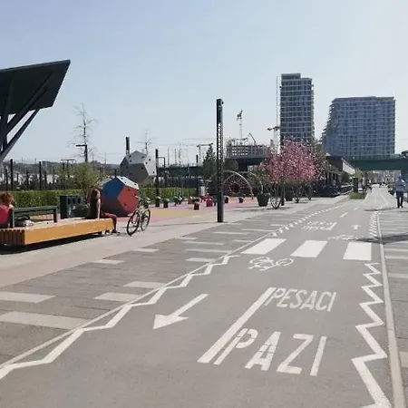 Waterfront 1409 Apartament